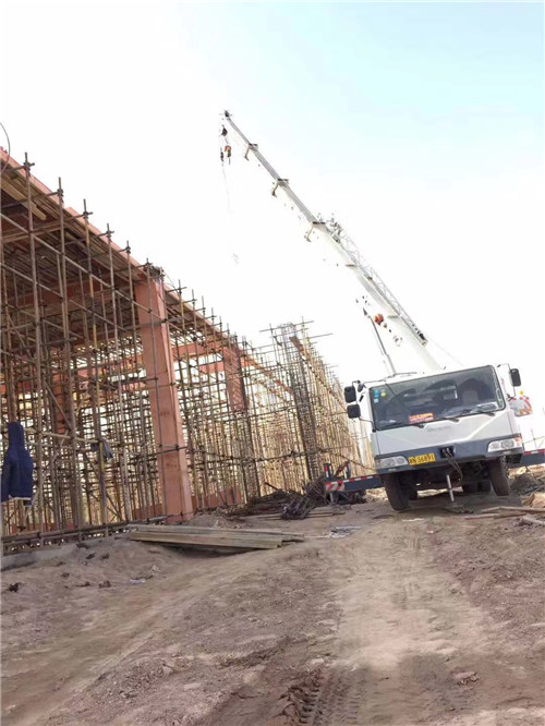 托里县25 吨、50 吨吊车怎么选？多大重量 / 半径适合对应车型？