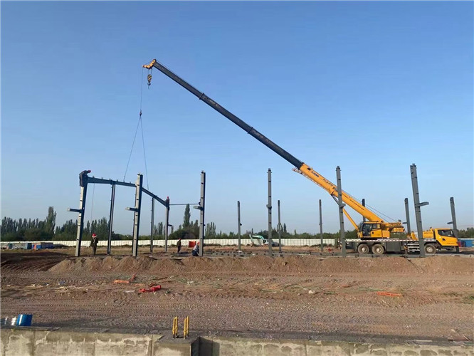 托里县夜间、节假日作业是否有加价？加价比例多少？